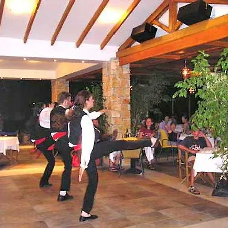 Three Stars Szálloda 2*